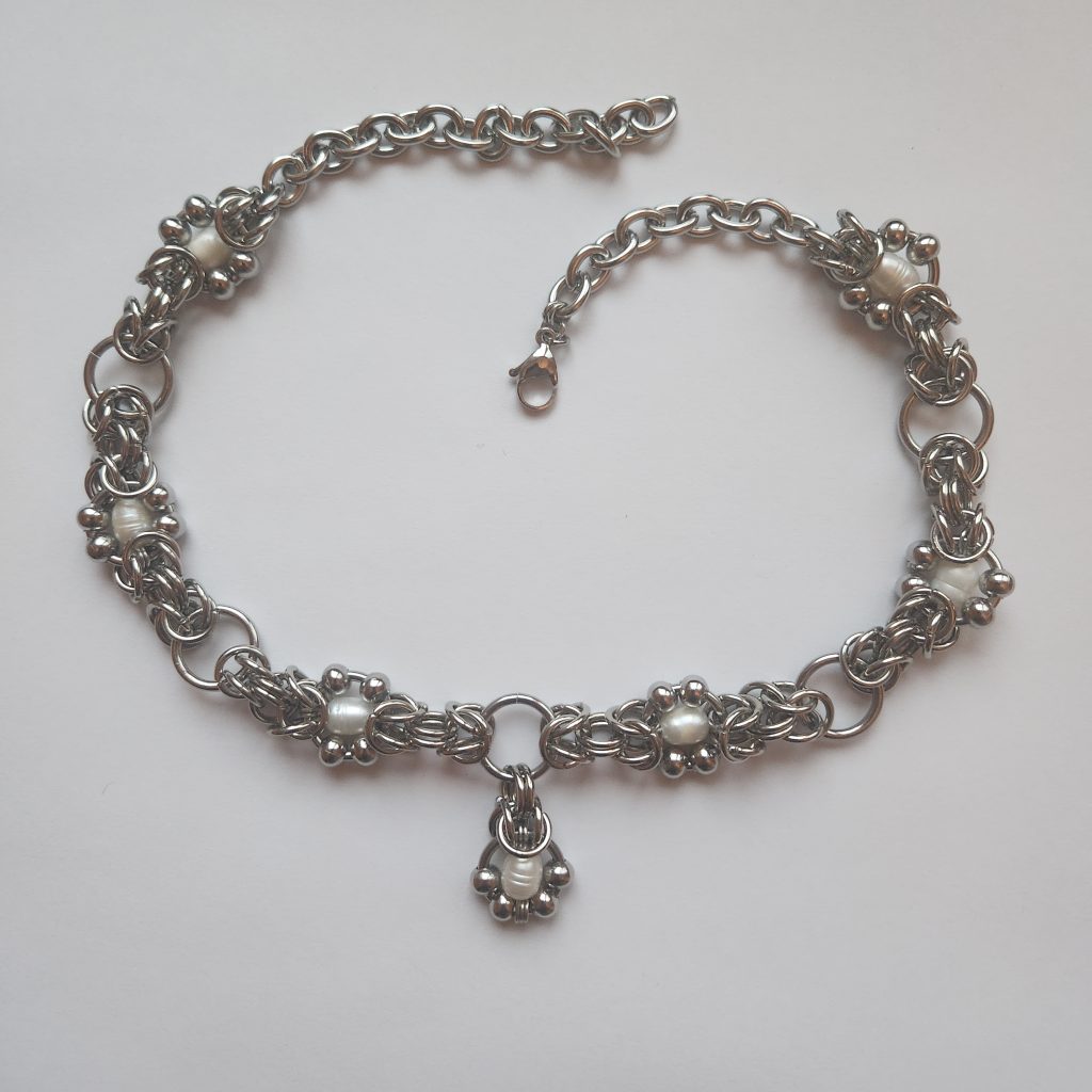 Bound Pearl Necklace